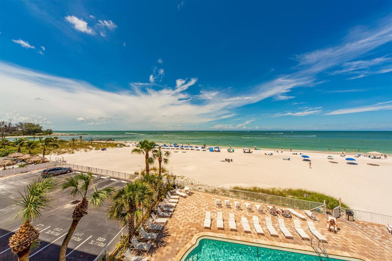 301 Sandy Shores Condos St. Pete Beach Buitenkant foto