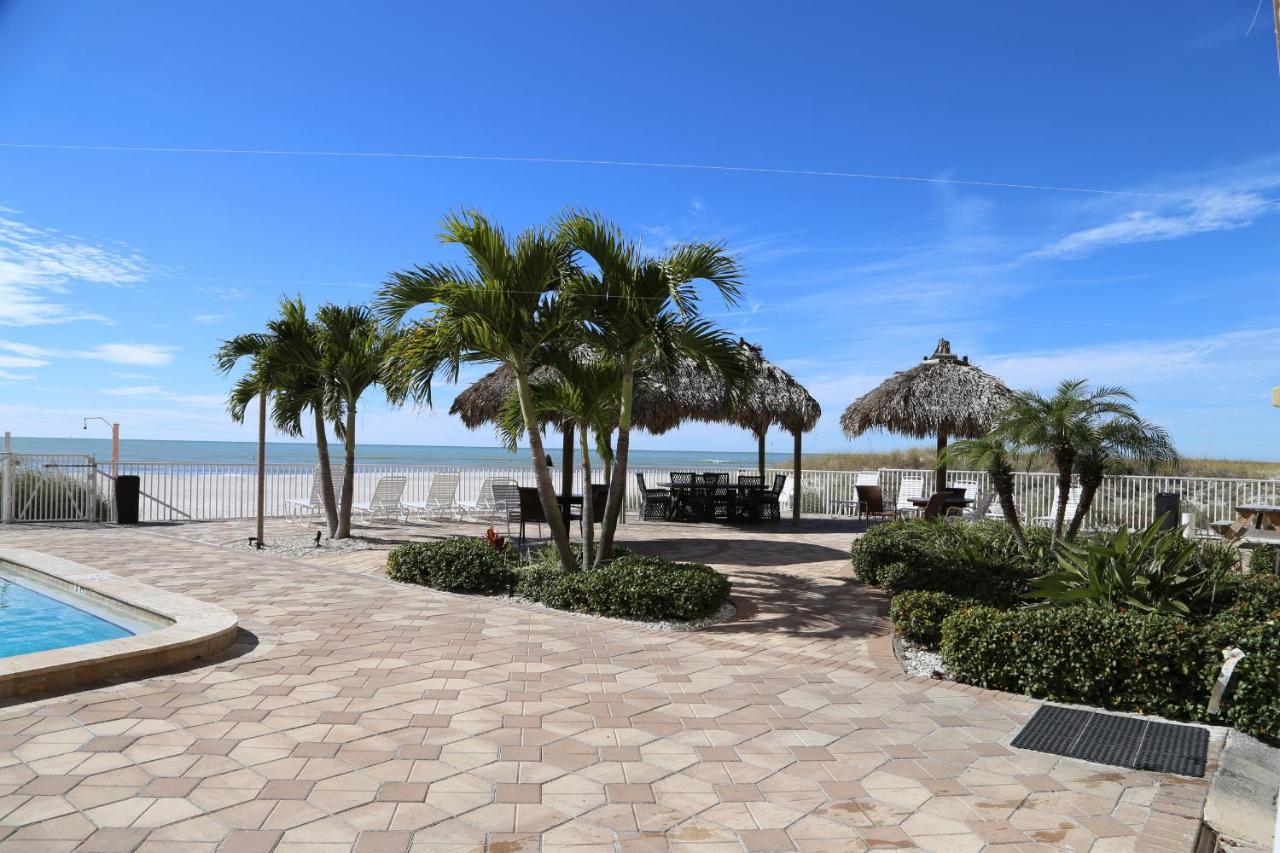 301 Sandy Shores Condos St. Pete Beach Buitenkant foto