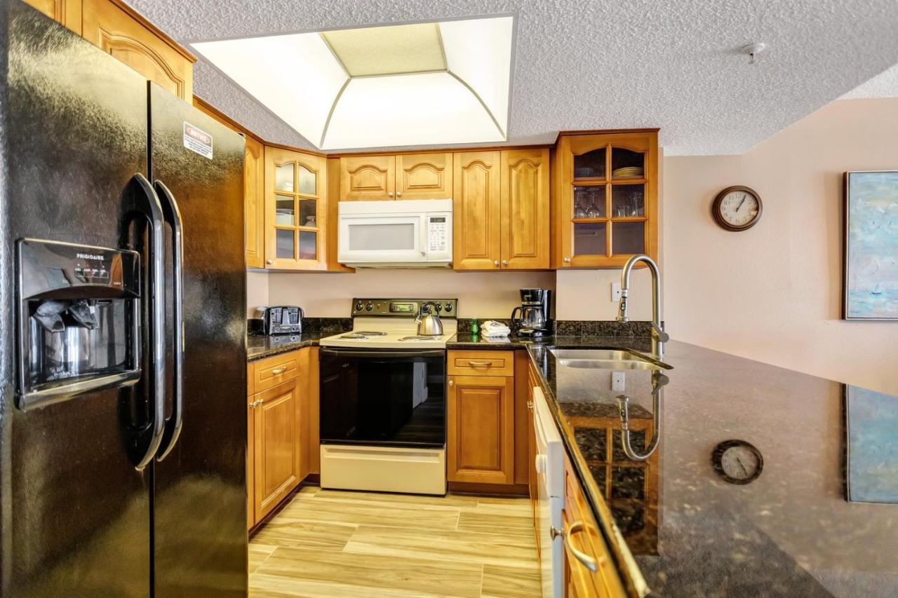 301 Sandy Shores Condos St. Pete Beach Buitenkant foto