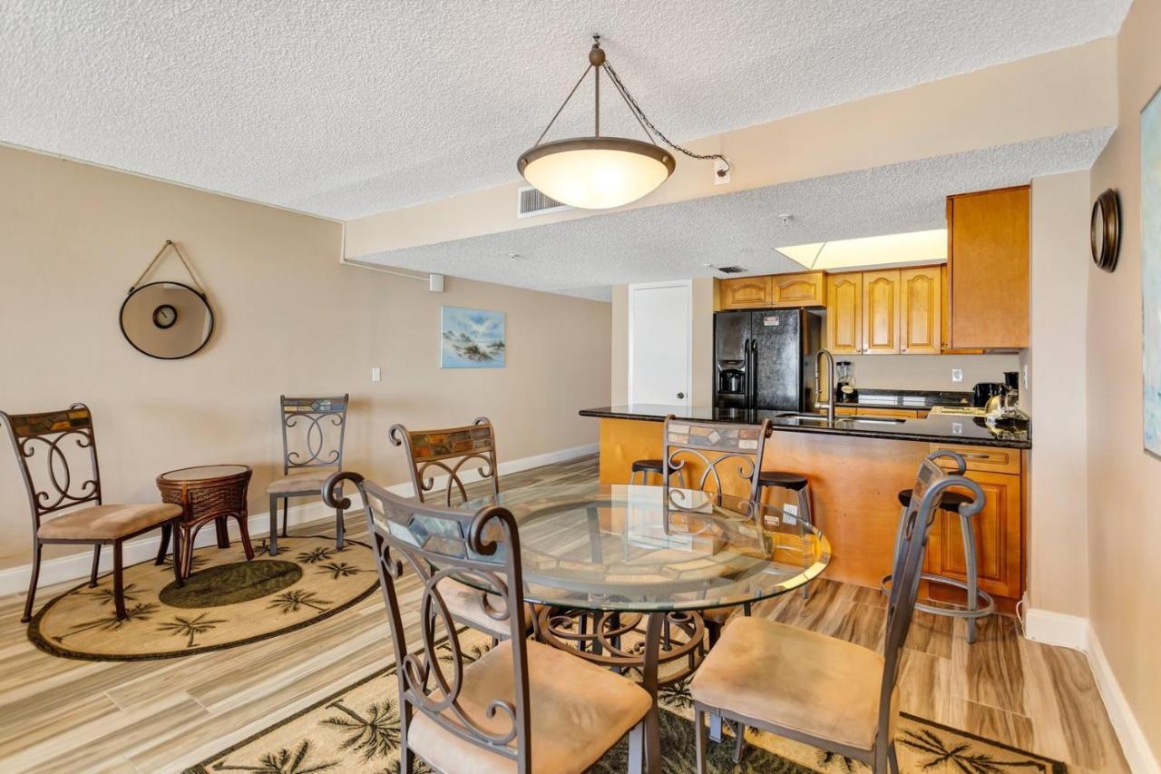 301 Sandy Shores Condos St. Pete Beach Buitenkant foto