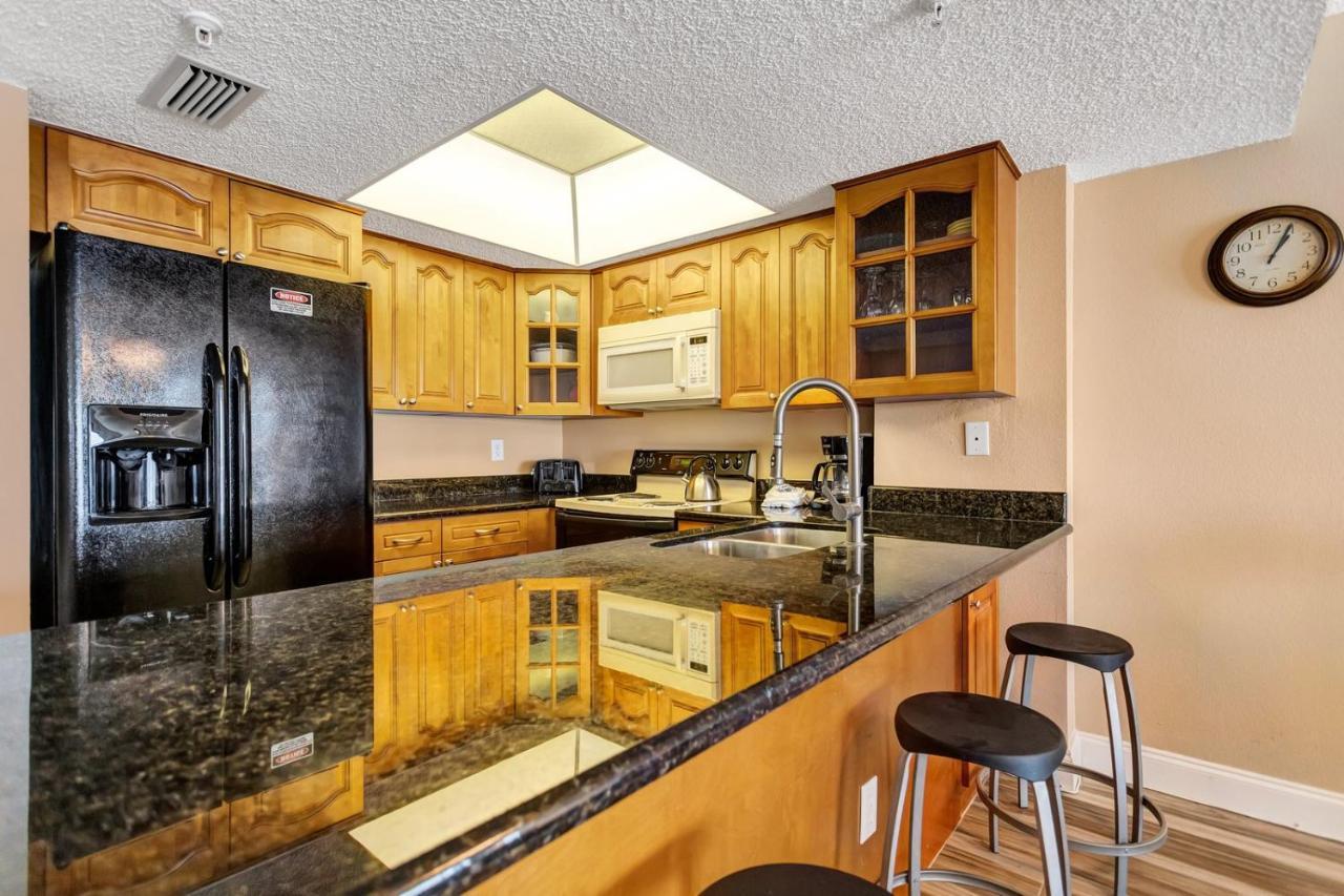 301 Sandy Shores Condos St. Pete Beach Buitenkant foto